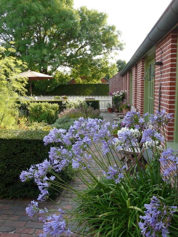 Landgoedlogies Pabema Bed & Breakfast Zuidhorn Exterior photo